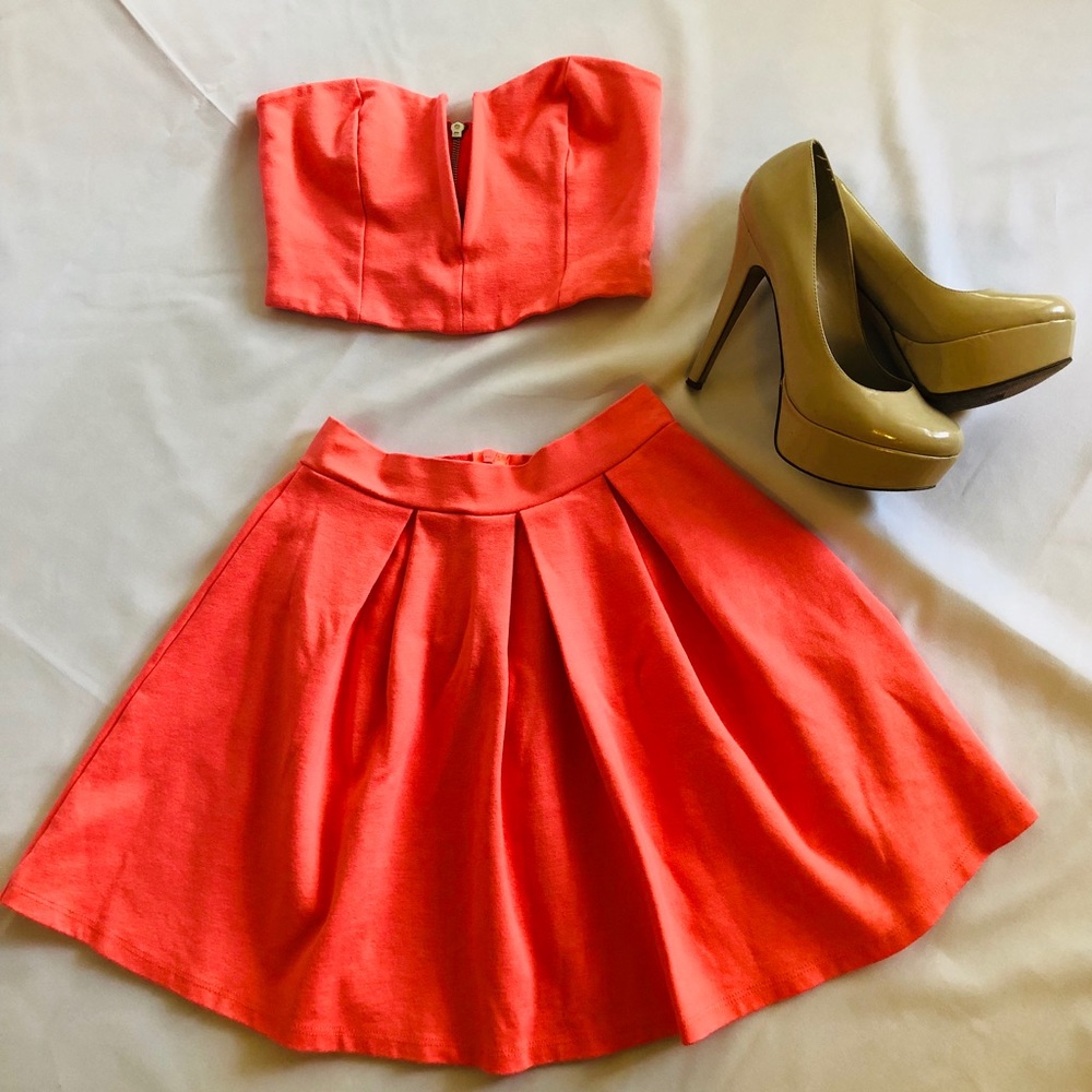 Lulu’s Two Piece Dress Set with V-Plunge